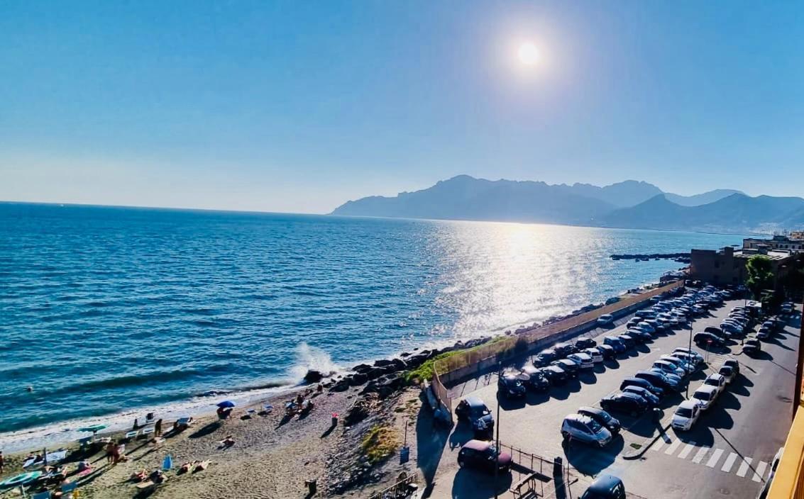 Blumare Arthouse Hotel Salerno Exterior photo
